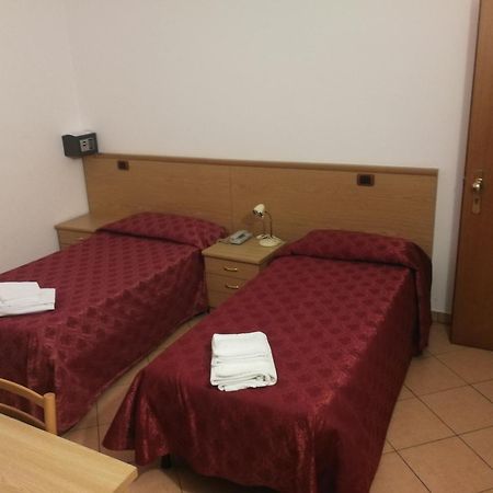 Albergo Della Stazione Cairo Montenotte Habitación foto